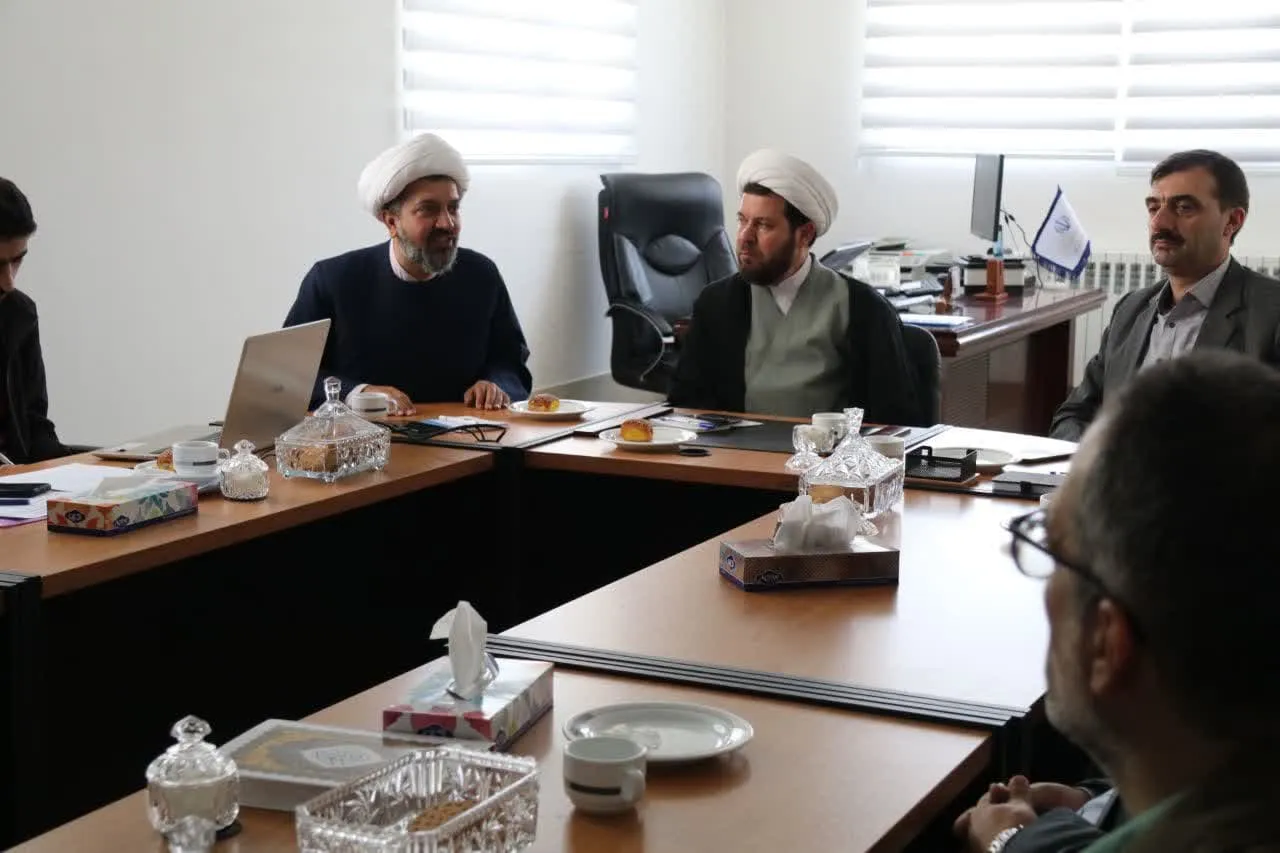 جلسه شورای اقامه نماز اداره کل راه و شهرسازی استان زنجان برگزار شد