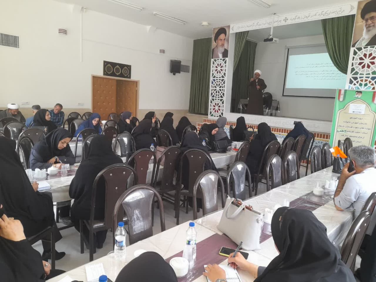 برگزاری دوره آموزشی ویژه مدرسین آموزش خانواده خراسان جنوبی
