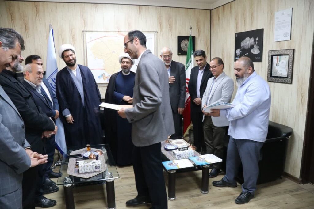 جلسه شورای اقامه نماز اداره کل میراث فرهنگی گردشگری و صنایع دستی استان زنجان برگزار شد