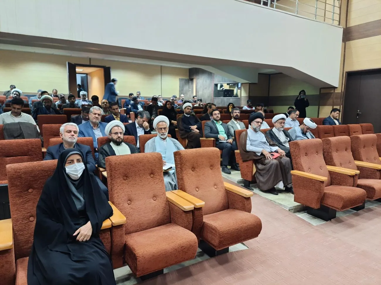 اولین جلسه فصلی دبیران اقامه نماز دستگاه های اجرایی استان یزد