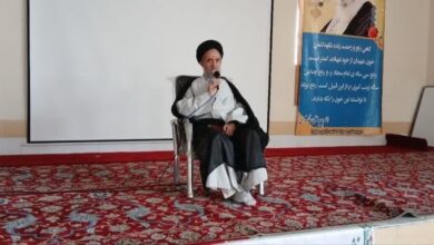 نشست دانش آموزی با موضوع نماز در مدرسه شاهد رفسنجان