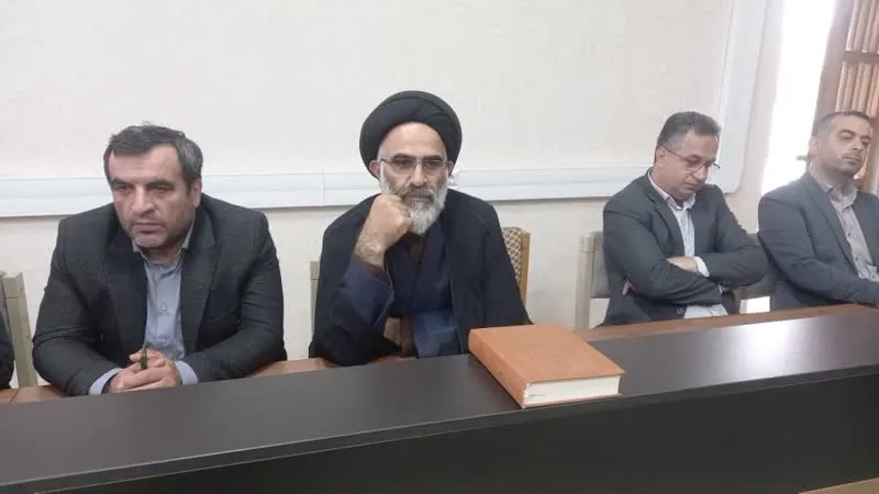 جلسه شوراي اقامه نماز شهرستان محمودآباد برگزار شد