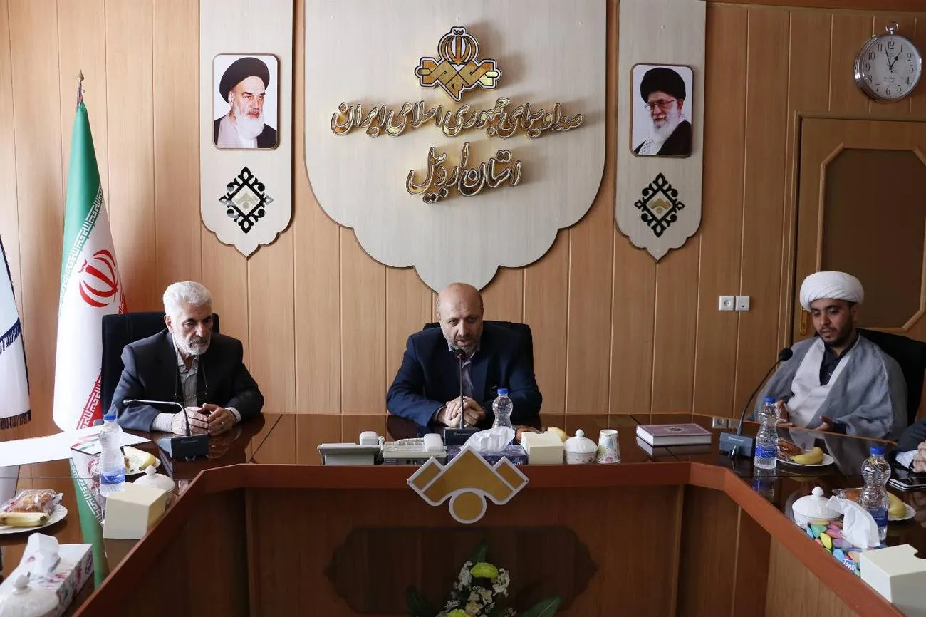 تجلیل از فعالان نماز صدا و سیمای اردبیل
