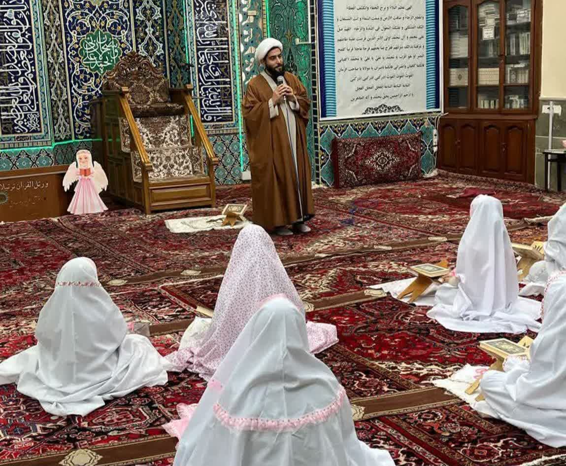 جشن تکلیف دختران مدرسه زینبیه تبریز