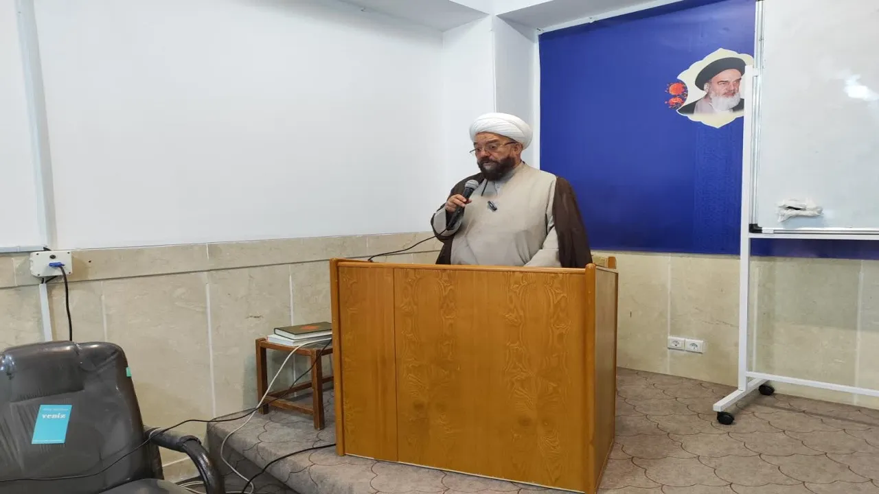 جلسه هماندیشی اساتید مرکز تخصصی نماز با مسئولان ستاد اقامه نماز برگزار شد
