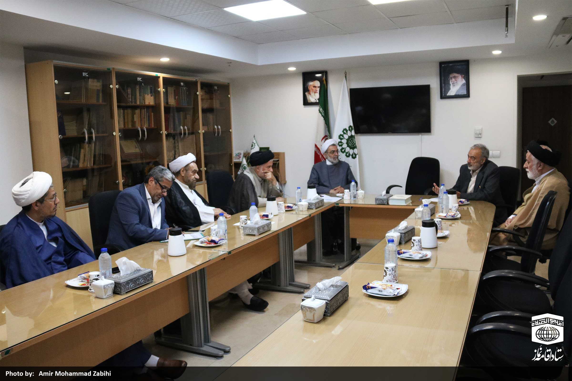 اولین جلسه هیات امنای مسجد اهل البیت(ع) برگزار شد