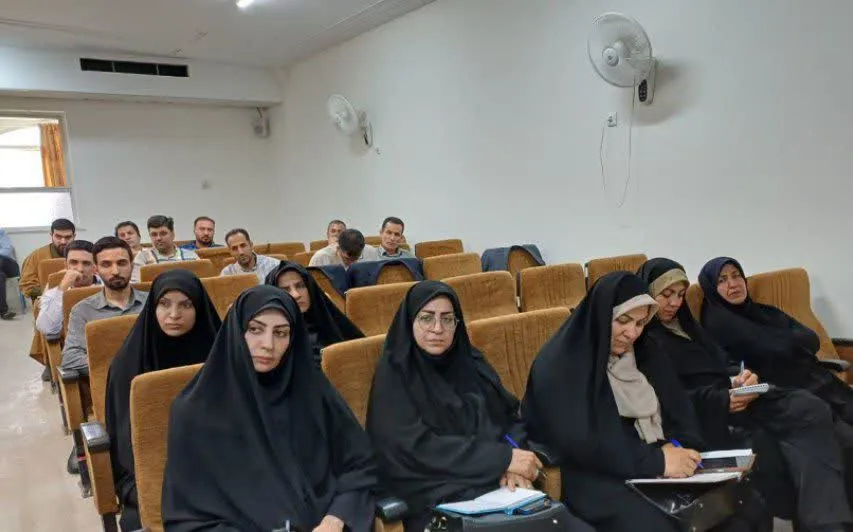 اولین گردهمایی دبیران اقامه نماز ادارات چهارمحالوبختیاری در جمکران برگزار شد