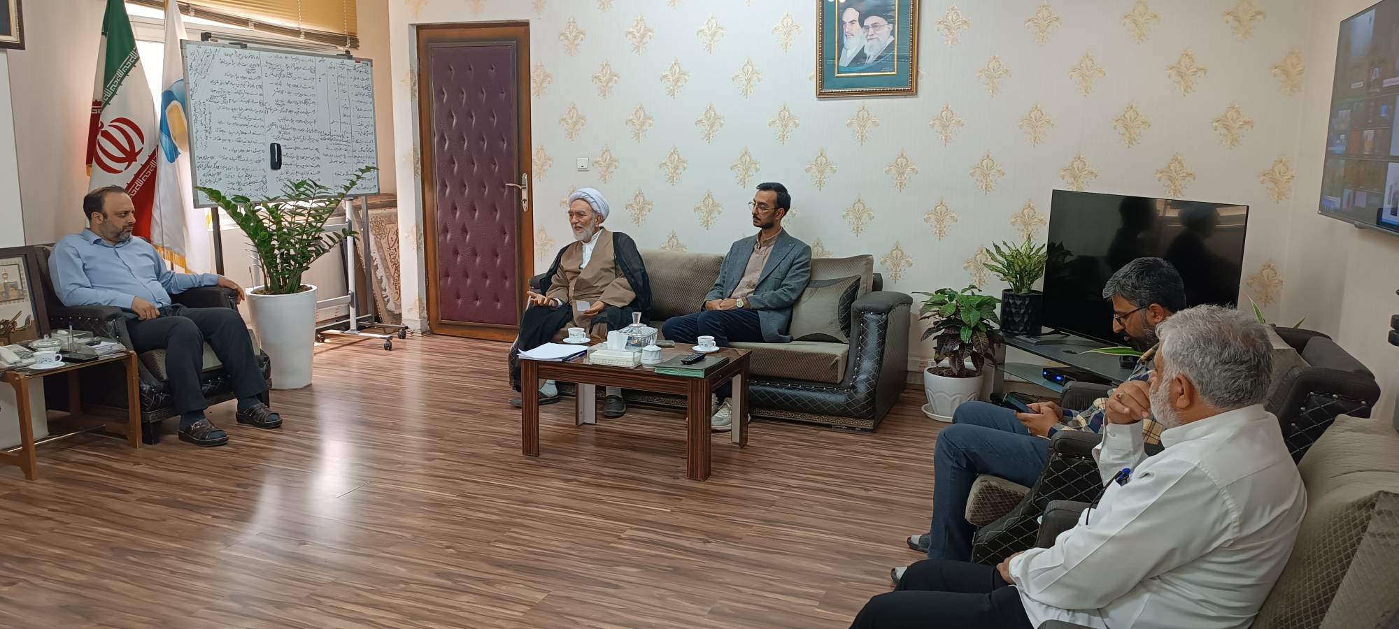 مدیر ستاد اقامه نماز با مدیر کل صدا و سیمای خراسان رضوی دیدار کرد