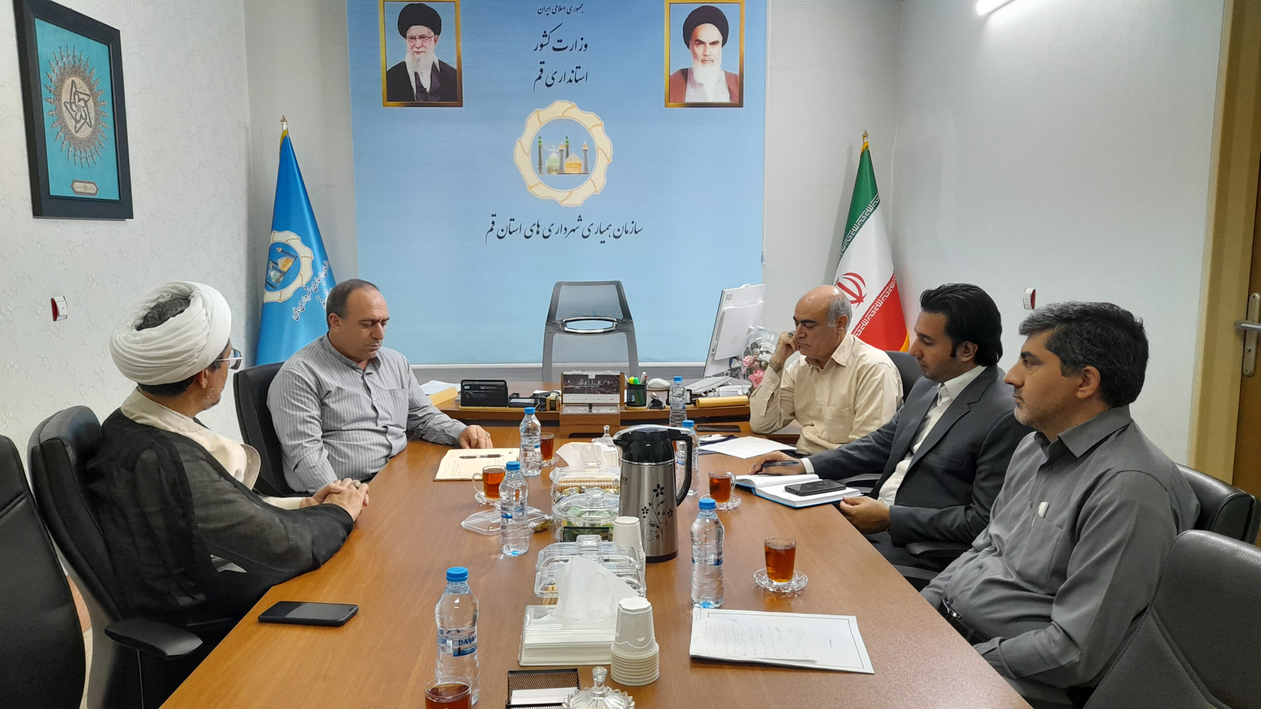 دیدار مدیر ستاد اقامه نماز با رئیس سازمان همیاری های شهرداری های قم