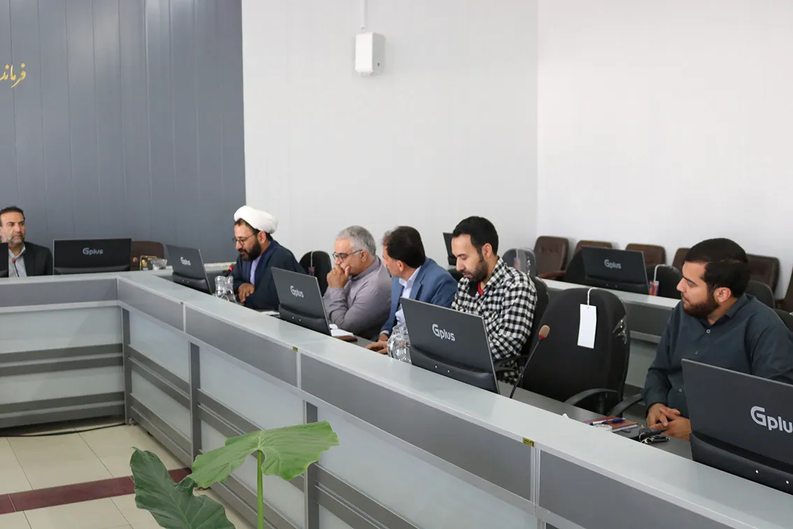 جلسه شورای اقامه نماز و شورای رابطین نماز ادارات شهرستان گلپایگان اصفهان