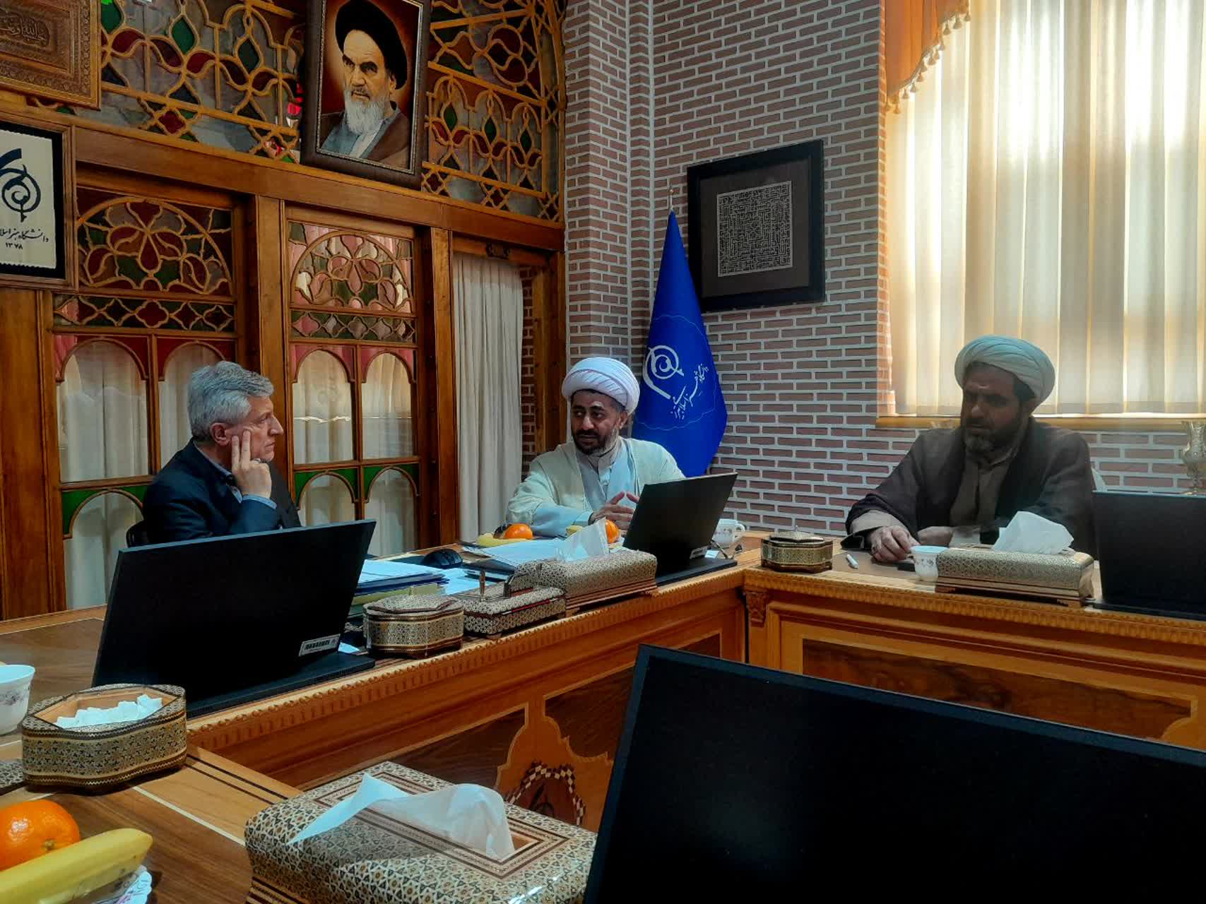 جلسه شورای اقامه نماز دانشگاه هنر اسلامی تبریز