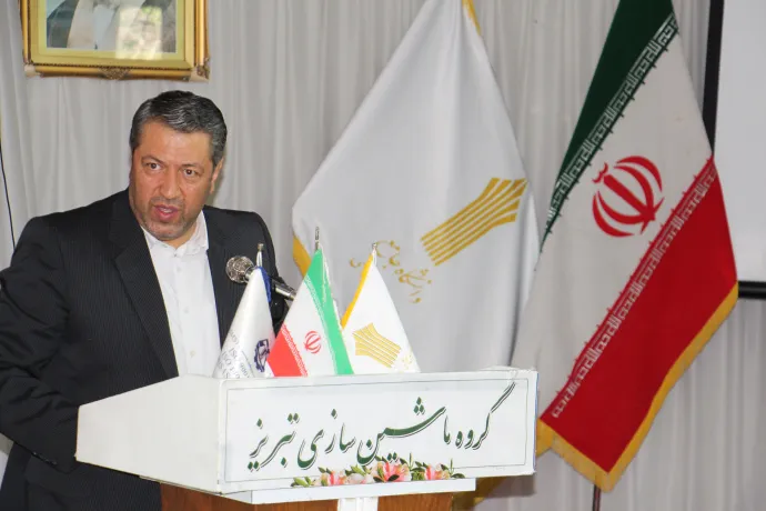 تجلیل از اساتید نماز بومی تبریز