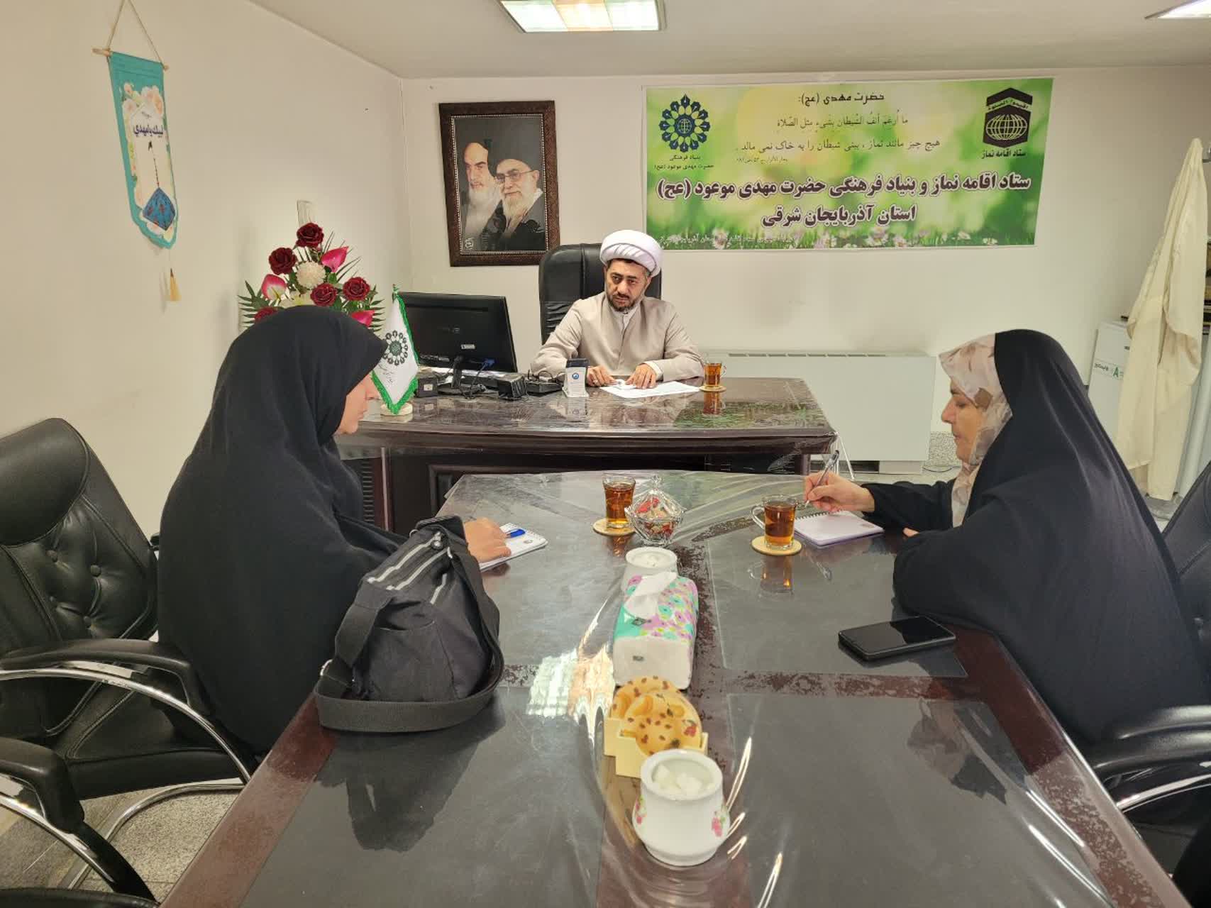 دیدار با بانوی فعال نمازی تبریز