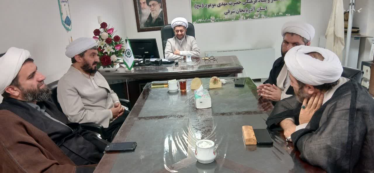 تجلیل از اساتید نمازی تبریز
