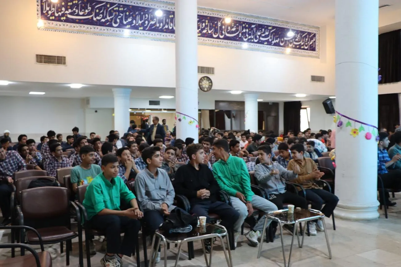 ششمین اجلاسیه نماز دانش آموزی اداره کل آموزش و پرورش استان اصفهان