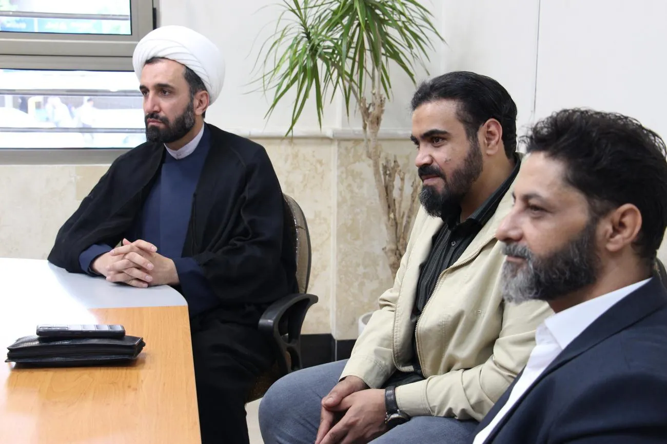 جلسه هماندیشی و بهرهگیری از ظرفیت بقاع متبرکه برای تقویت فرهنگ اقامه نماز