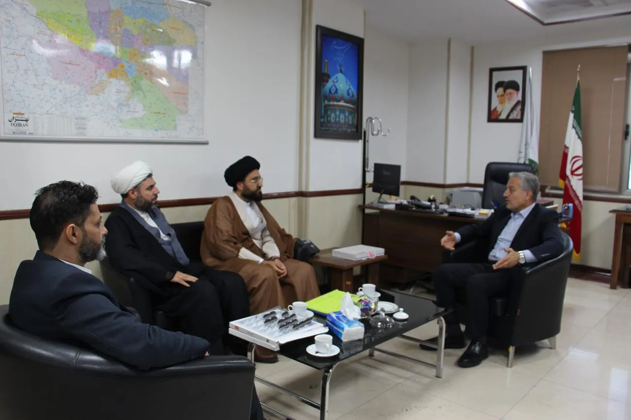 نشست ستاد اقامه نماز استان تهران با حضور مسئولان ارشد استانداری