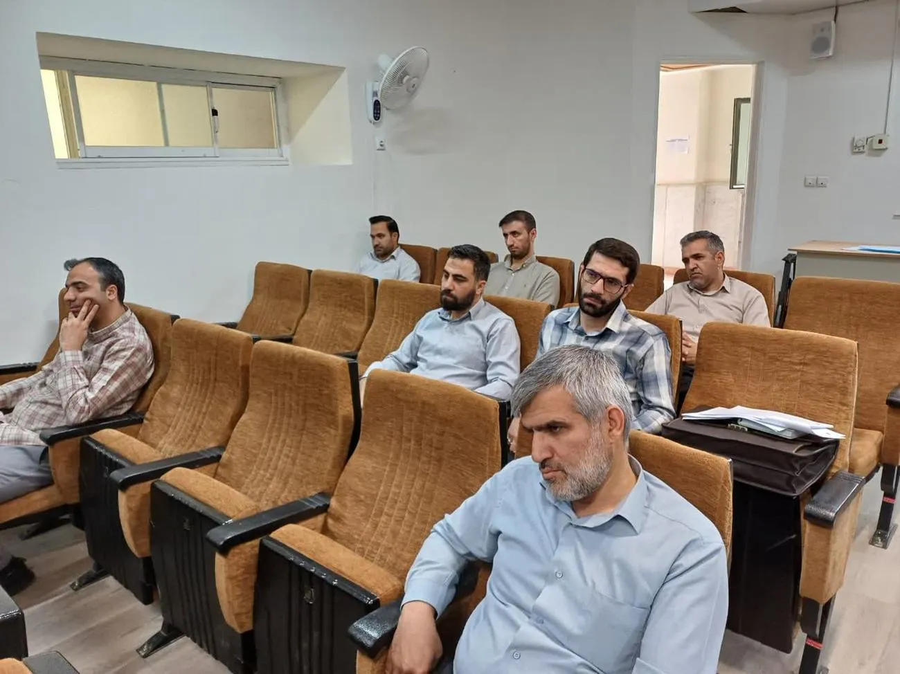 اولین گردهمایی دبیران اقامه نماز ادارات چهارمحالوبختیاری در جمکران برگزار شد