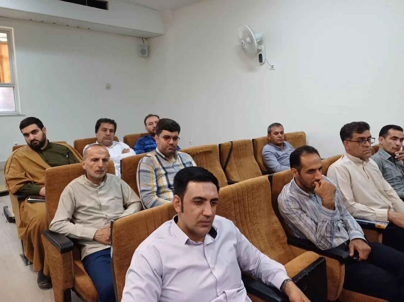اولین گردهمایی دبیران اقامه نماز ادارات چهارمحالوبختیاری در جمکران برگزار شد