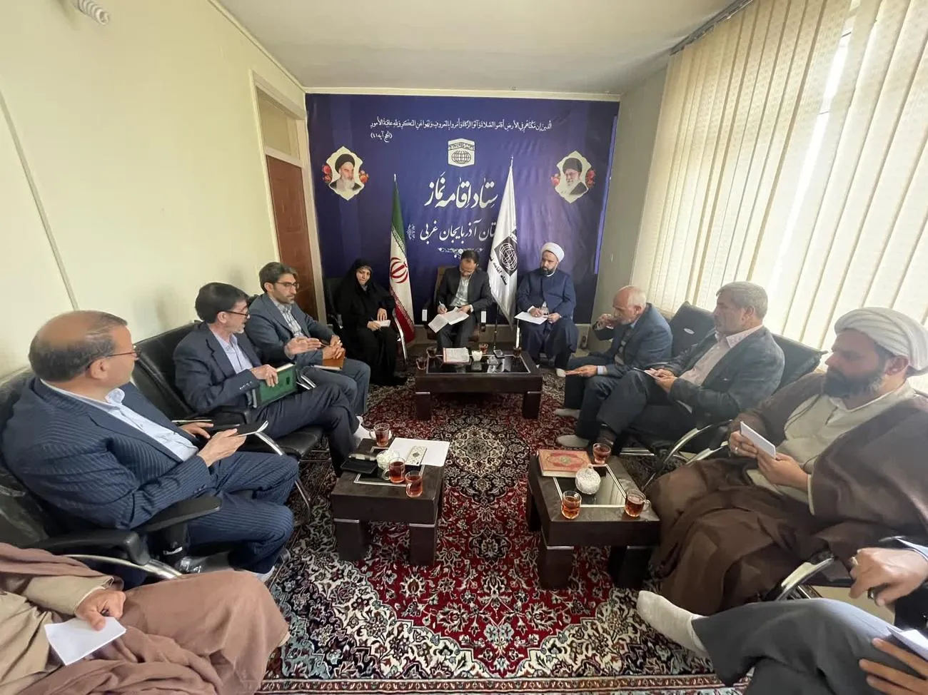 نشست هم‌اندیشی دبیران شهرستانی با مدیر ستاد اقامه نماز آذربایجان‌غربی برگزار شد