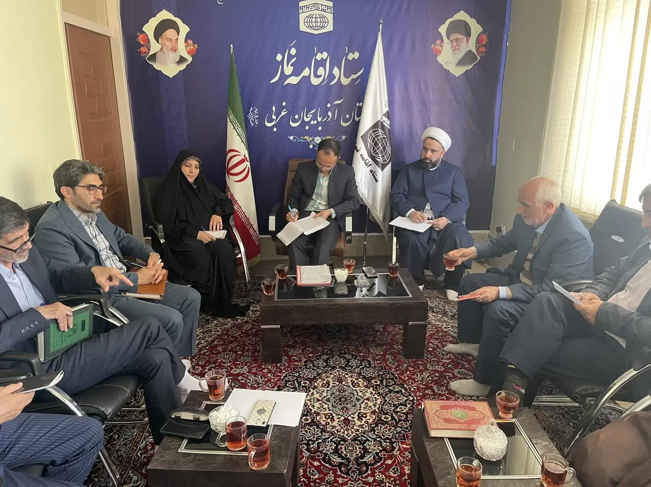 نشست هم‌اندیشی دبیران شهرستانی با مدیر ستاد اقامه نماز آذربایجان‌غربی برگزار شد