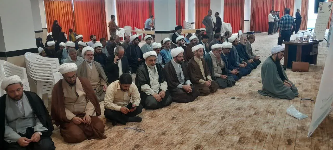 برگزاری دوره آموزشی مبلغین و ائمه جماعات بقاع متبرکه در استان کردستان