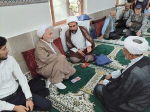 مدیر ستاد اقامه نماز استان از مسجد پارک رز مشهد بازدید و نماز جماعت را اقامه کرد