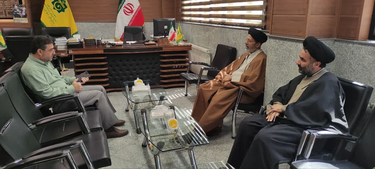 مدیر ستاد اقامه نماز استان همدان با رئیس سازمان حج و زیارت استان دیدار کرد