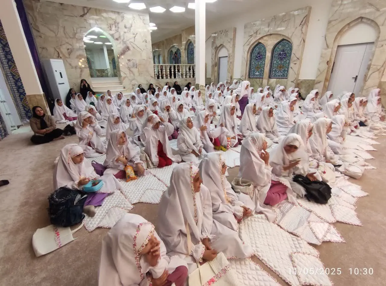 برگزاری جشن تکلیف دانش آموزان توسط ادارهکل اوقاف و امور خیریه استان کردستان