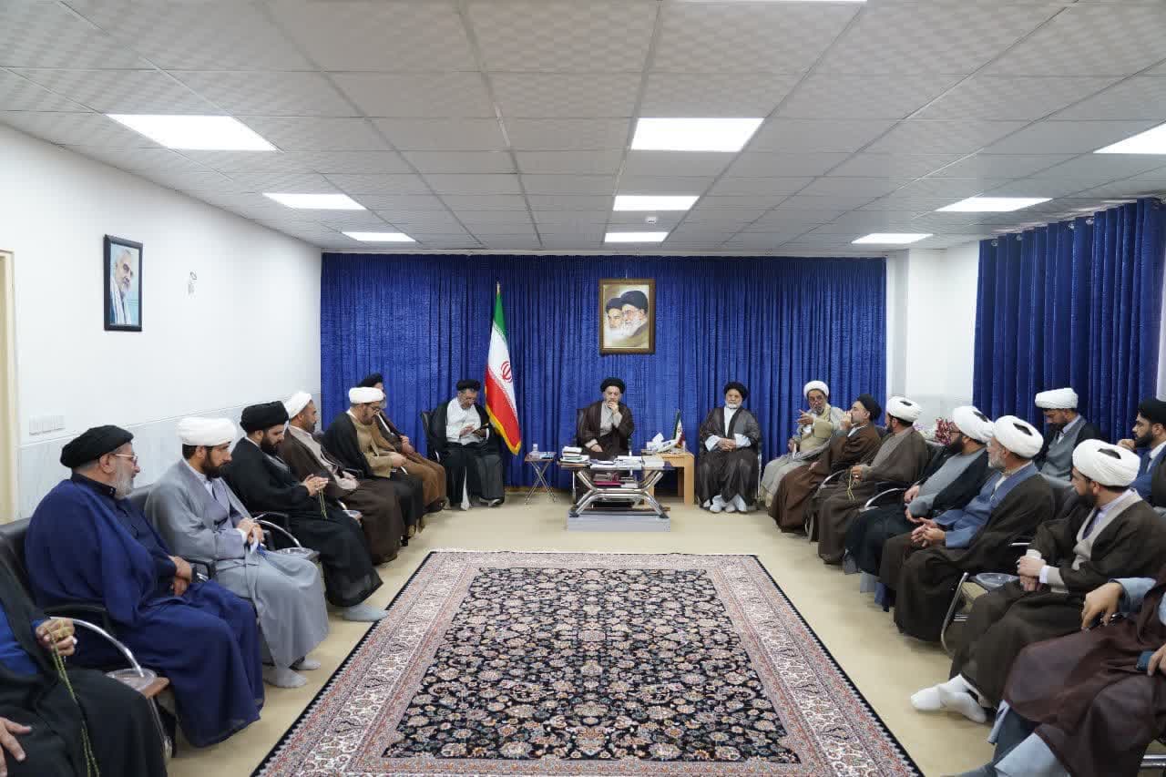 دیدار مسئولان فرهنگی با نماینده ولی فقیه در استان لرستان