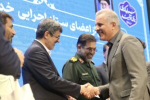 استاندار یزد از مدیر ستاد اقامه نماز استان یزد تجلیل کرد
