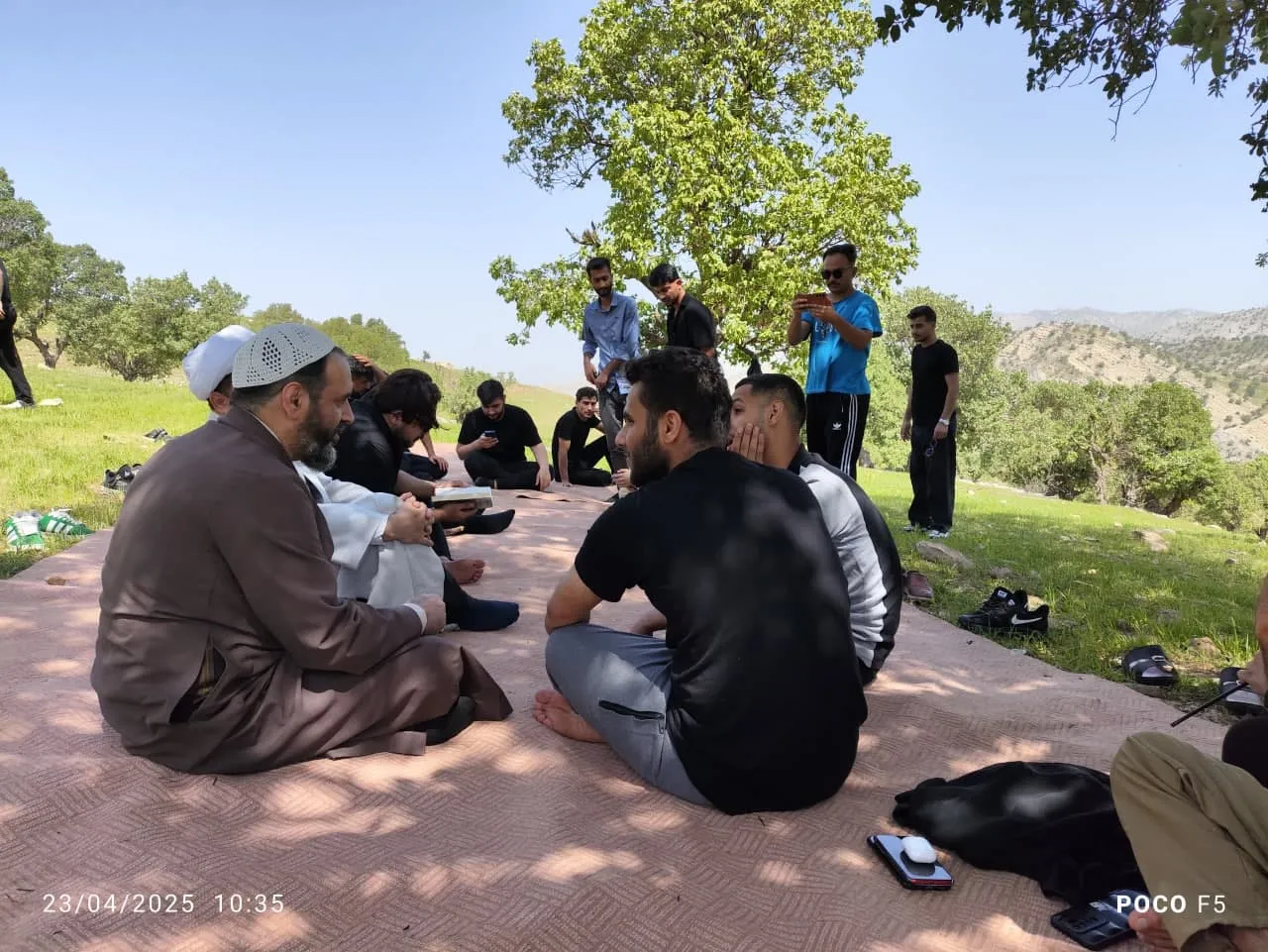 سلسله نشست های آزاد اندیشی نماز در قالب اردوی دانشجویی در ایلام  برگزار شد