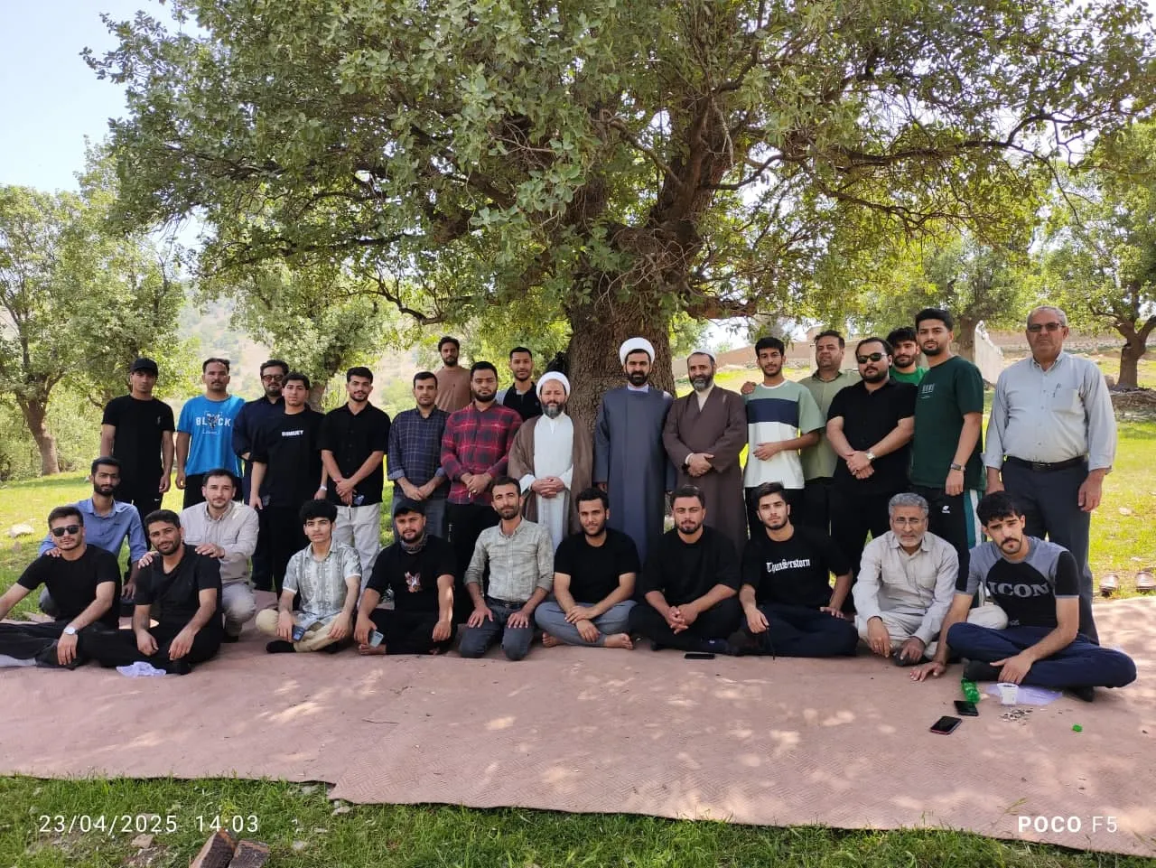 سلسله نشست های آزاد اندیشی نماز در قالب اردوی دانشجویی در ایلام برگزار شد