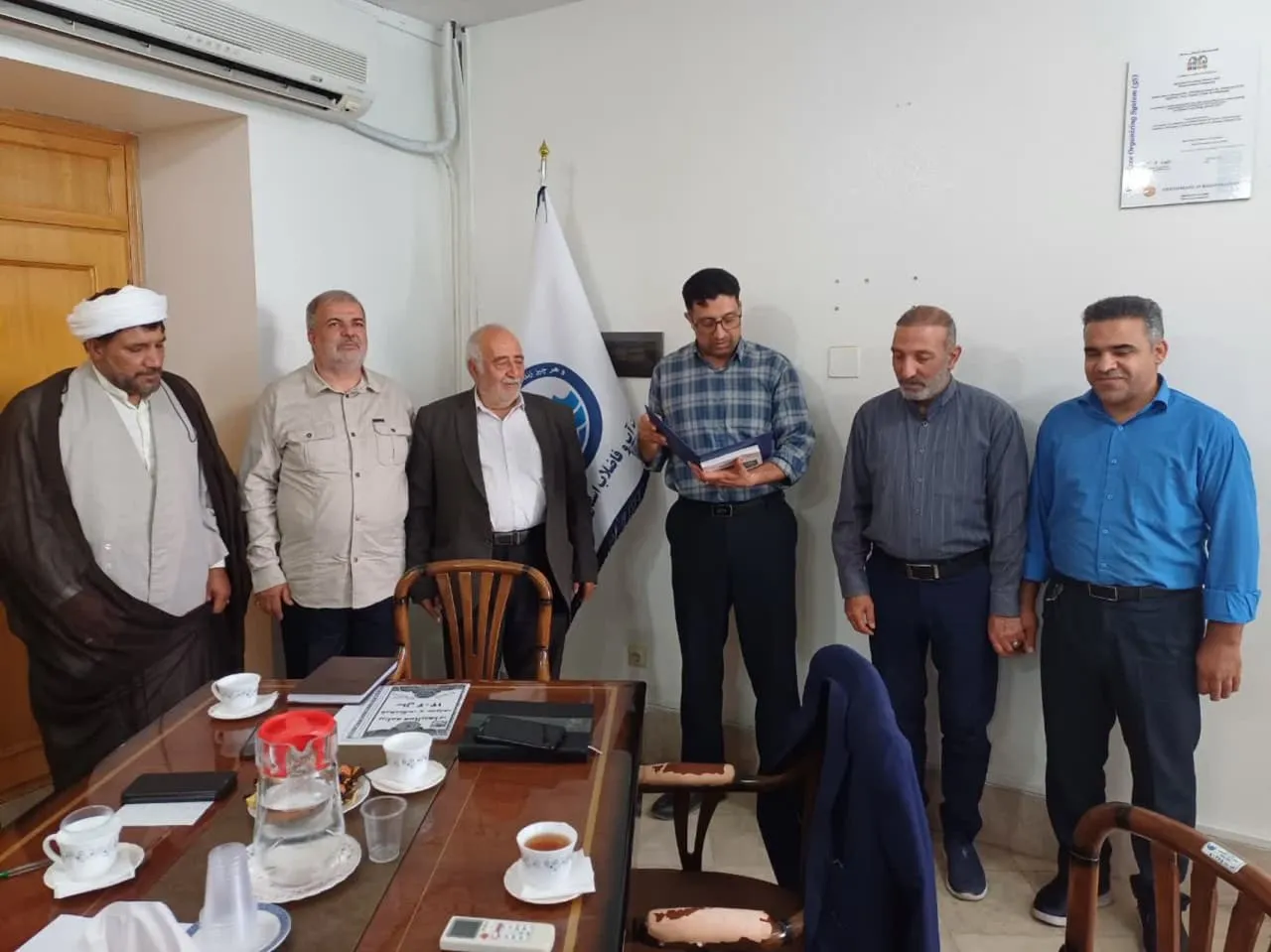 جلسه شورای اقامه نماز اداره آب و فاضلاب شهرستان مبارکه اصفهان