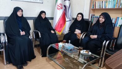 نشست مشاور امور بانوان ستاد اقامه نماز با مسئول بسیج جامعه زنان سپاه شهدای آذربایجان‌غربی