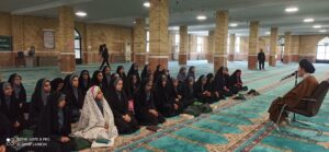 نماینده ولی‌فقیه در آذربایجان غربی میزبان دانش‌آموزان قرآنی و فعالین نماز مدارس سمپاد
