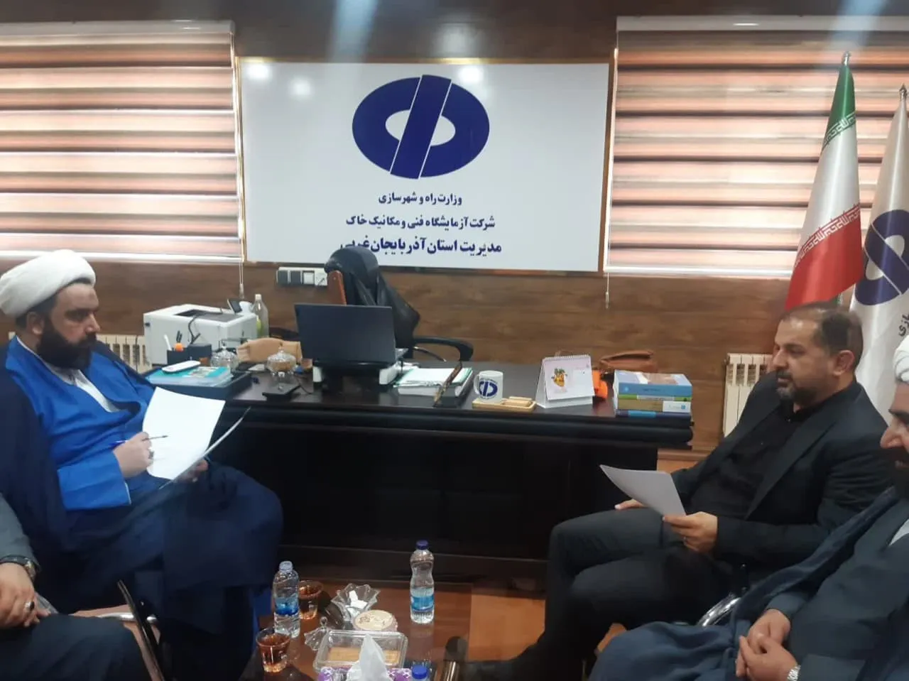 تفاهم نامه بومی سازی شرکت آزمایشگاه فنی و مکانیک خاک آذربایجان غربی به امضا رسید