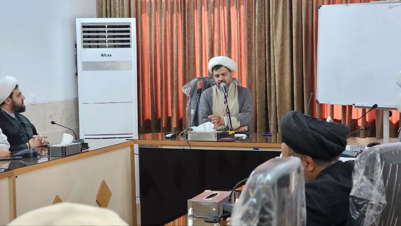 اولین دوره آموزشی «تعالی شهدای خدمت» به منظور توانمندسازی ائمه جماعات در یزد برگزار شد.