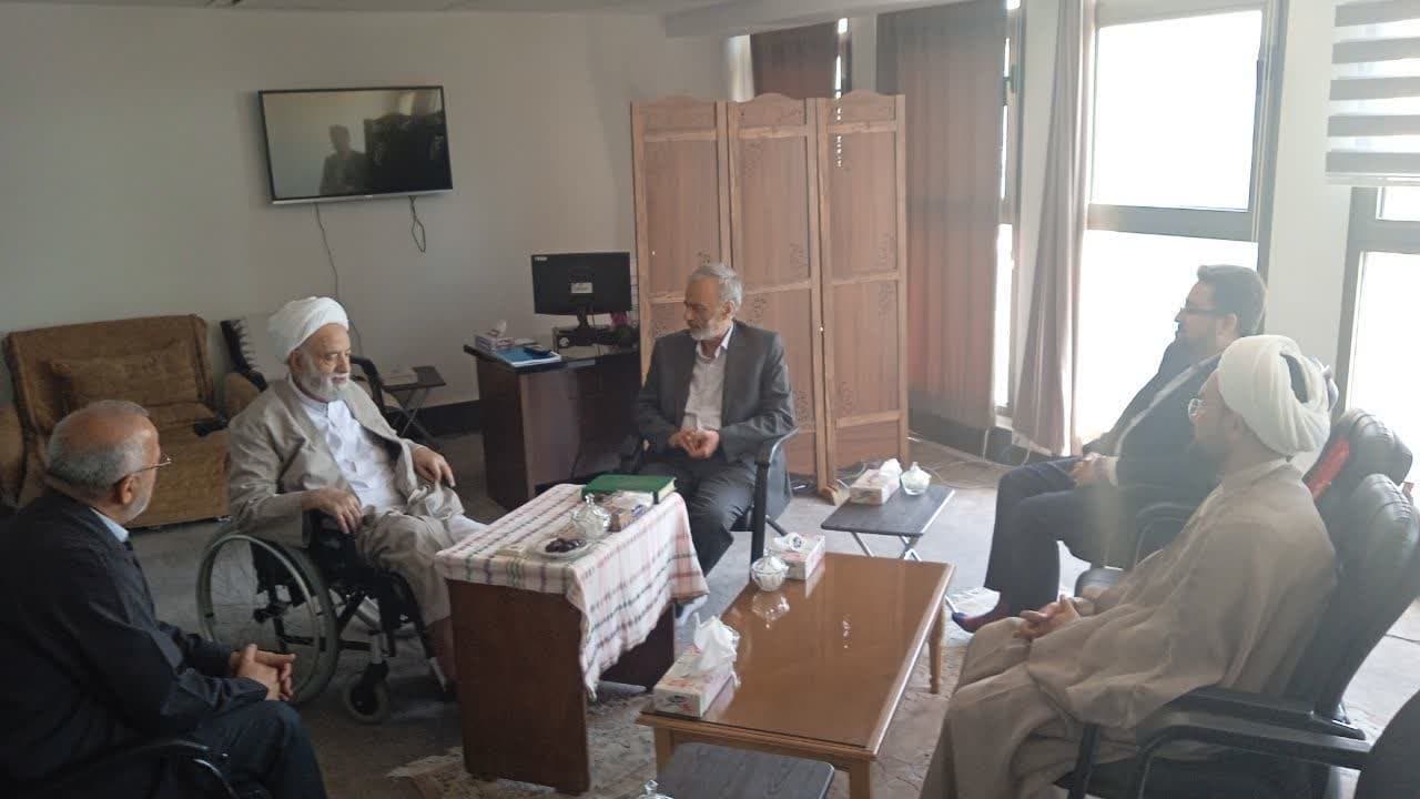 نشست اثرگذار مجمع خیرین مسجدساز با حضور رئیس ستاد اقامه نماز کشور و نماینده ویژه رئیس مجلس