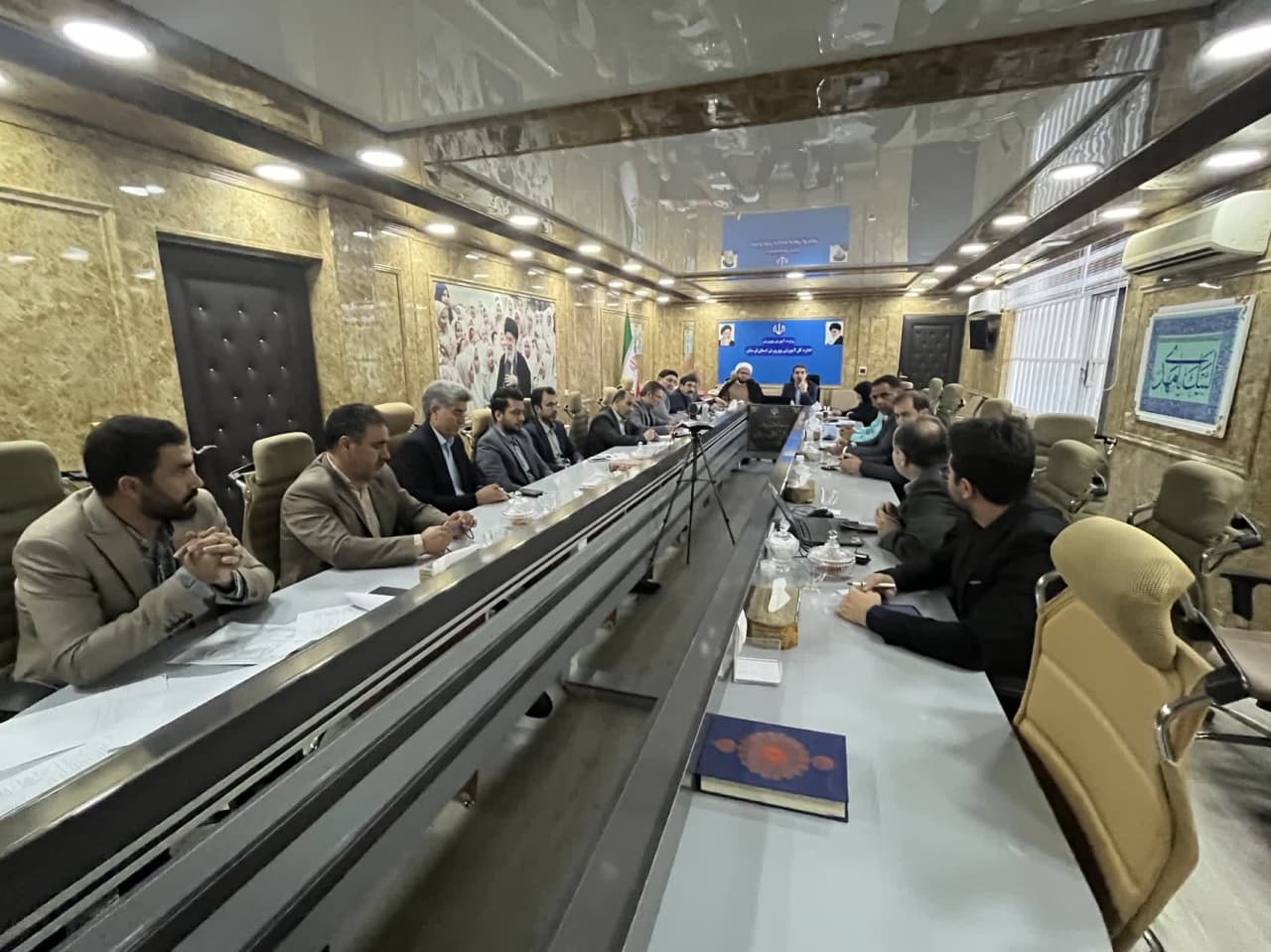 جلسه شورای اقامه نماز اداره کل آموزش و پرورش استان لرستان