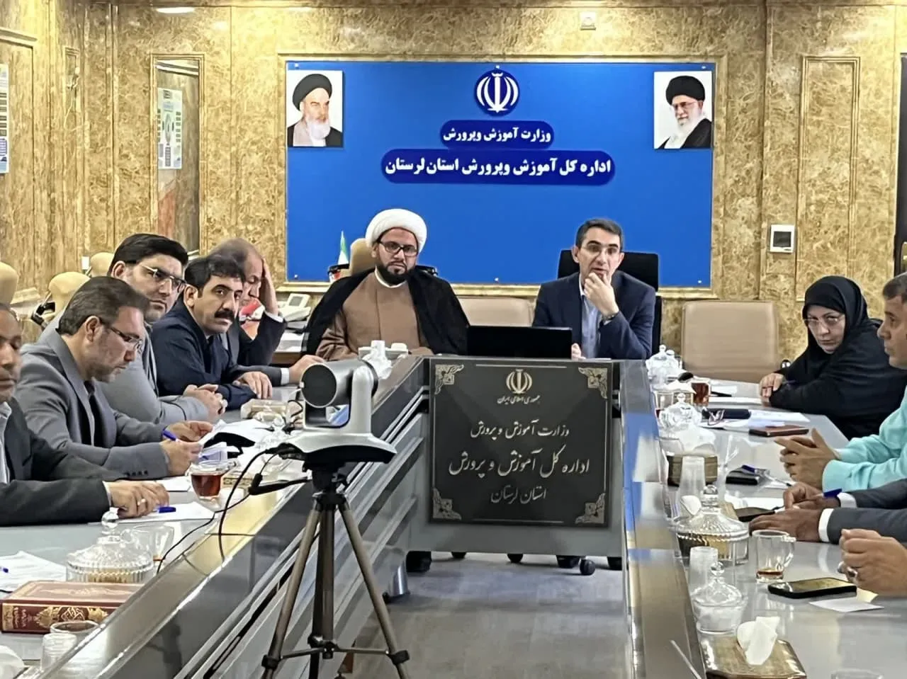 جلسه شورای اقامه نماز اداره کل آموزش و پرورش استان لرستان