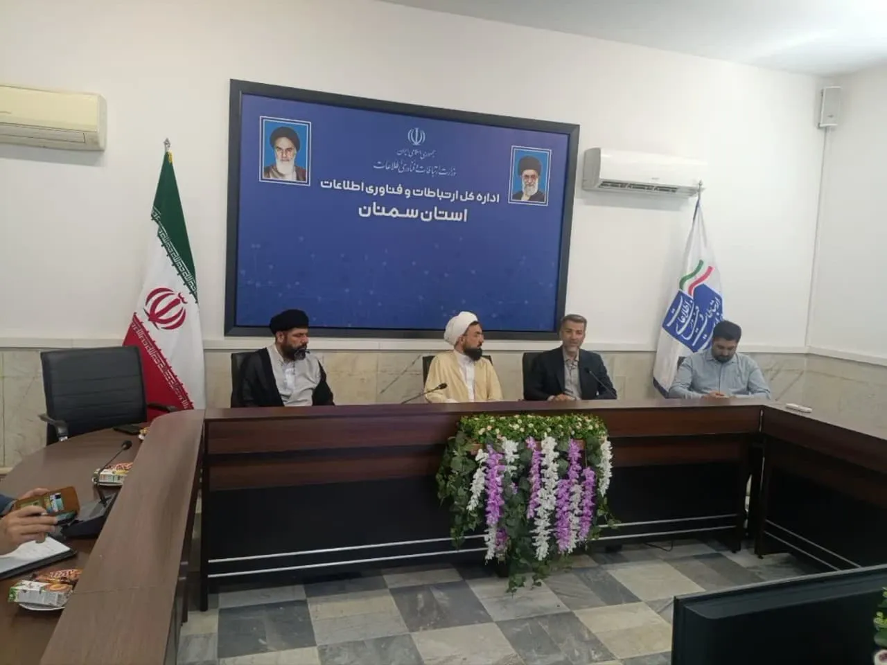 جلسه شورای اقامه نماز ادارهکل ارتباطات و فناوری اطلاعات استان سمنان برگزار شد