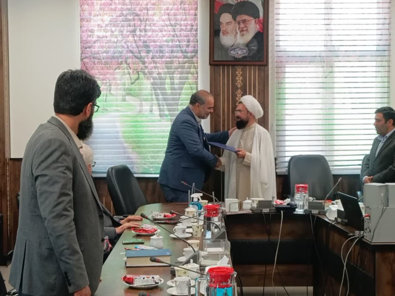 برگزاری جلسه شورای اقامه نماز اداره‌کل گمرک استان سمنان برگزار شد