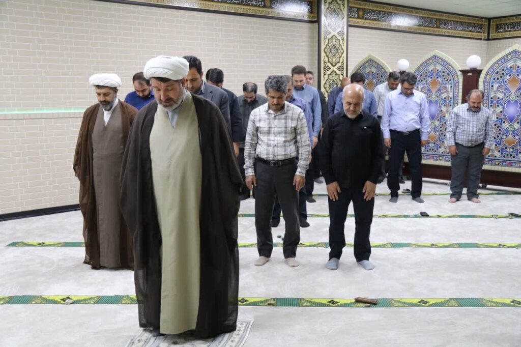 تا به الان ۶ دستگاه از دوایر دولتی زنجان هر کدام طبقبل رسیدگی و حمایت مالی به یکی از مدارس دولتی نیازمند در زنجان را بر عهده گرفته‌اند همچنین پیشنهاد پخش اذان از پشت بام اداره را که در موقعیت خوبی از لحاظ مکانی قرار دارد داده شد