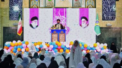 برگزاری نماز جمعه‌ای متفاوت با حضور پرشور دختران زنجانی