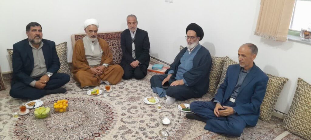 دیدار دبیر ستاد اقامه نماز خدابنده با یاوران نمازی در روستاهای شهرستان قیدار نبی 