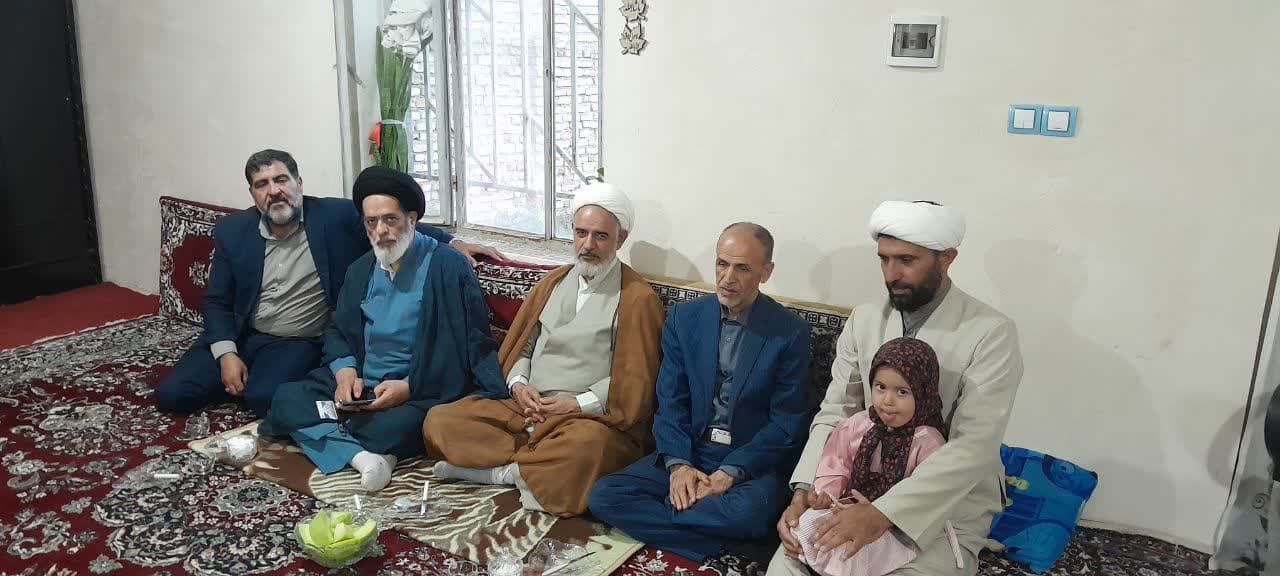 دیدار دبیر ستاد اقامه نماز خدابنده با یاوران نمازی در روستاهای شهرستان قیدار نبی