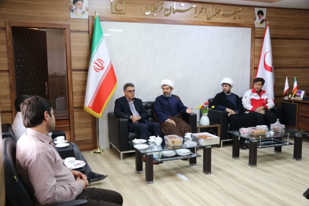 دیدار مدیر ستاد اقامه نماز با مدیرعامل هلال احمر زنجان