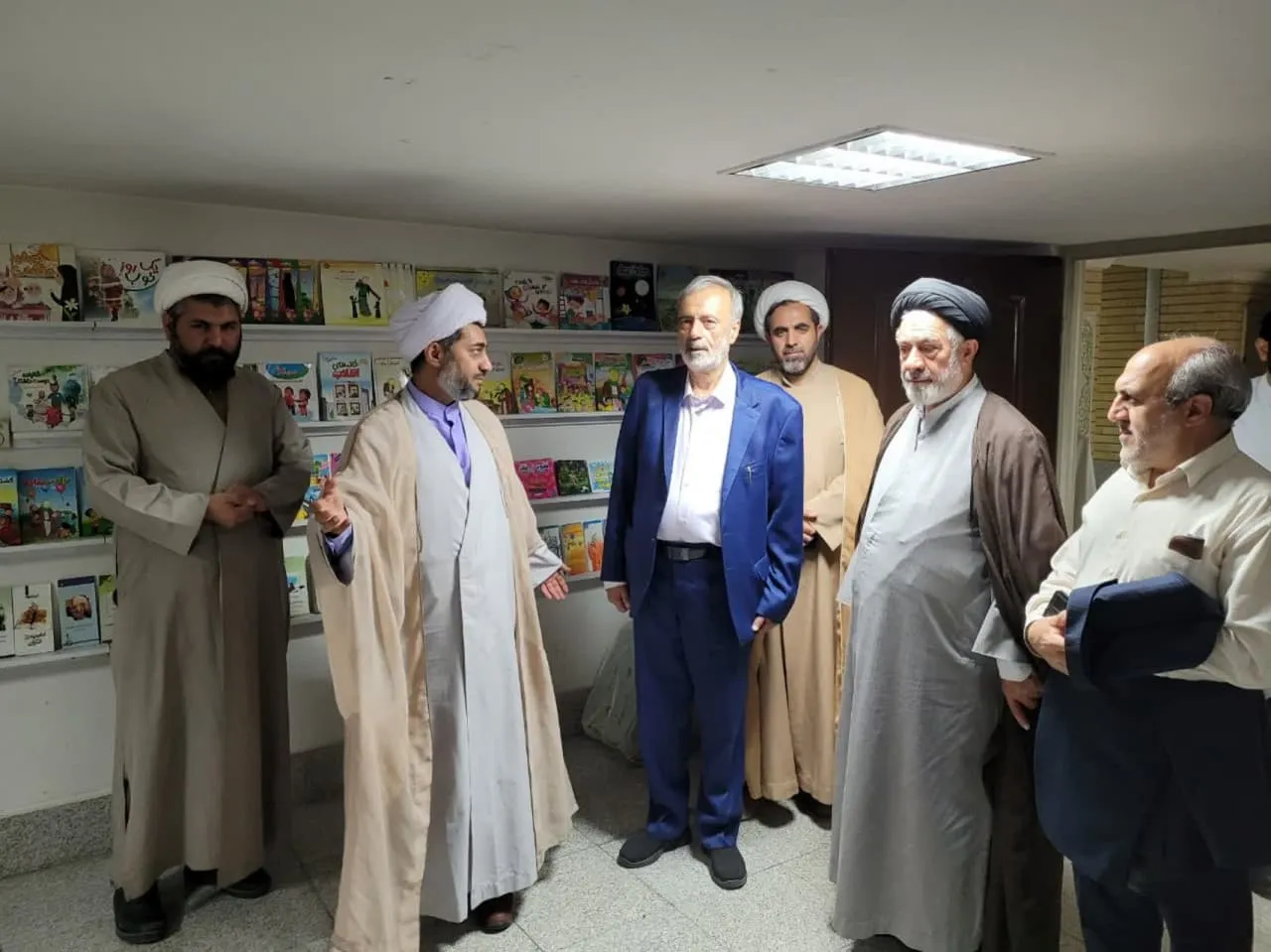 نشست صمیمی قائم مقام ستاد اقامه نماز کشور با مدیران شمالغرب کشور تبریز