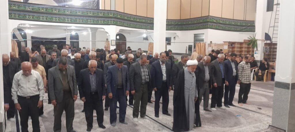 بازدید و حضور دبیر ستاد اقامه نماز ماهنشان در نماز جماعات